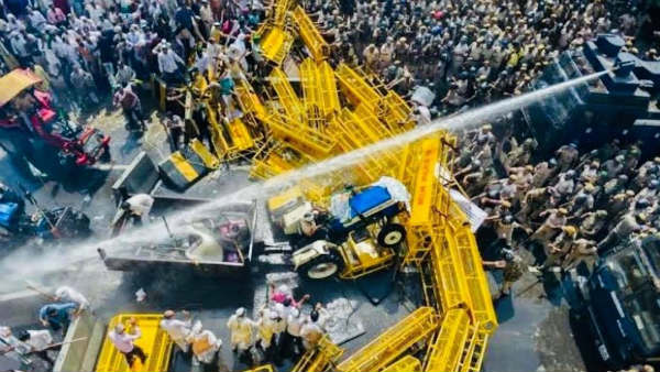 ఆత్మహత్యలకు పాల్పడుతున్న రైతులు ... ఆగని మరణాలతో రైతుల కుటుంబాల్లో ఆందోళన ఆత్మహత్యలకు పాల్పడుతున్న రైతులు ... ఆగని మరణాలతో రైతుల కుటుంబాల్లో ఆందోళన