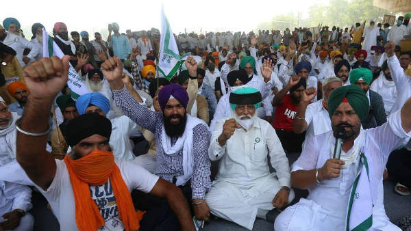  రైతుల ఆందోళనకు మద్దతుగా కాంగ్రెస్ , ప్రియాంకా గాంధీ డిమాండ్ 