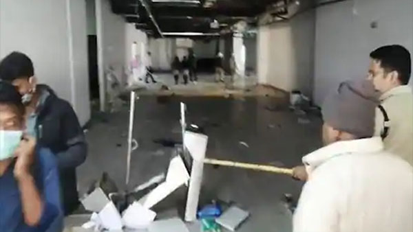 కర్ణాటక ప్రభుత్వం సీరియస్...