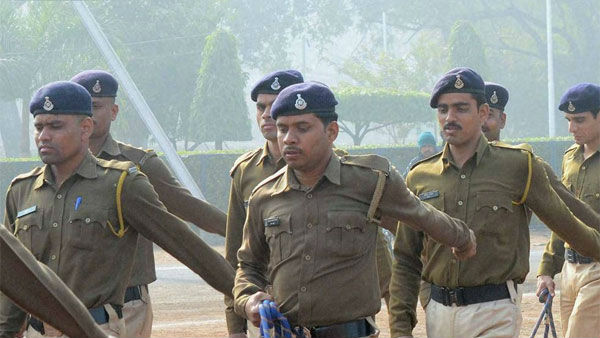 పని భారంలో మూడో స్ధానంలో ఏపీ పని భారంలో మూడో స్ధానంలో ఏపీ