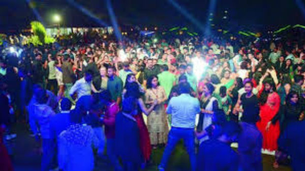 న్యూ ఇయర్ వేడుకలపై ఆంక్షలు