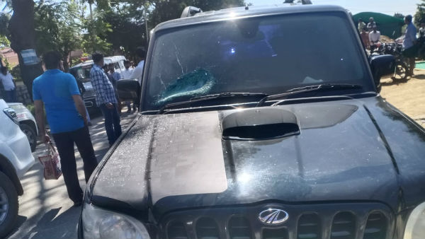 పోలీసులకు సిగ్గులేదా?