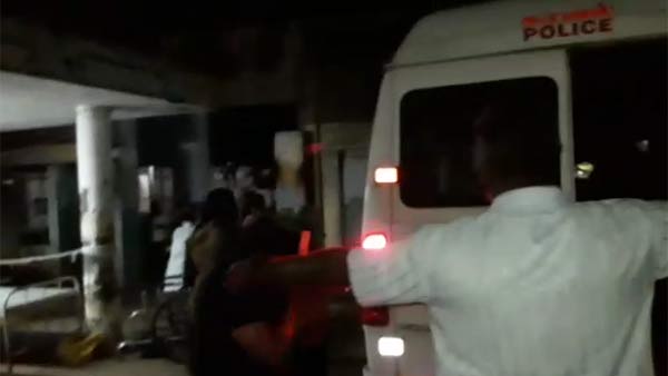 టిక్ టాక్ బ్యాన్..... ఆత్మాహత్యాయత్నం