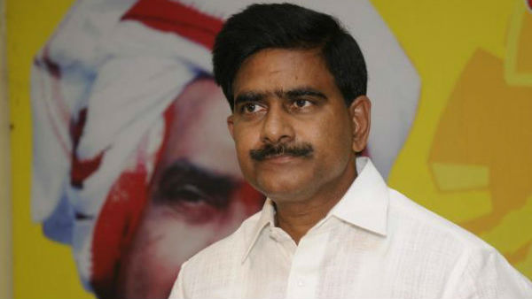 చంద్రబాబును అనే స్థాయి నీకు లేదు .. ఉమా మండిపాటు చంద్రబాబును అనే స్థాయి నీకు లేదు .. ఉమా మండిపాటు
