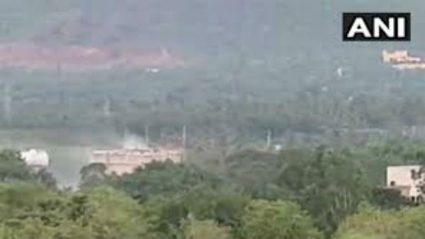 యాజమాన్య నిర్లక్ష్యమే కారణం అని ప్రాధమిక నిర్ధారణ .. కేసు నమోదు, ఎల్జీ పాలిమర్స్ సీజ్