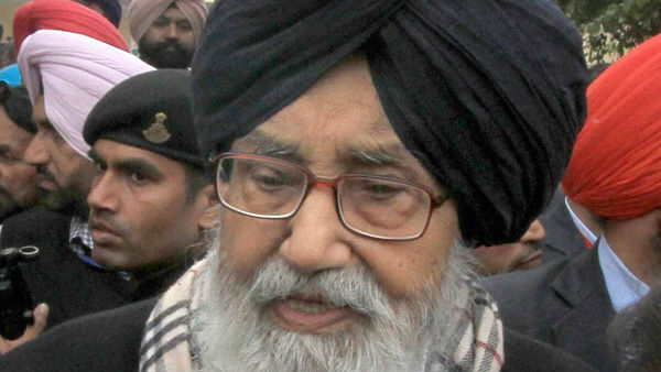  రైతులను మోసం చేస్తున్నారని లేఖలో పేర్కొన్న బాదల్ 