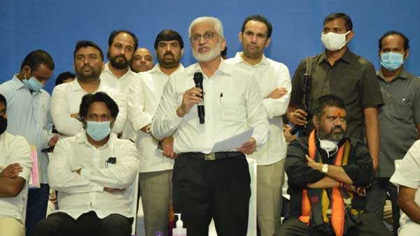 కార్యకర్తలకు వైసీపీ సర్కారు ఉద్యోగాలు.. కార్యకర్తలకు వైసీపీ సర్కారు ఉద్యోగాలు..