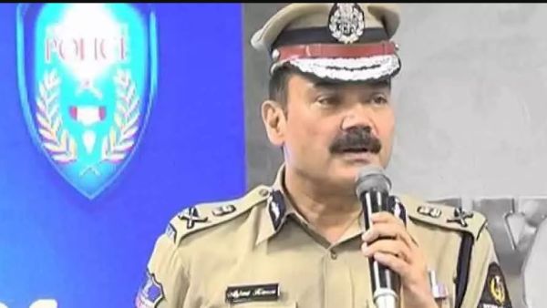 ఊరికి పోతున్నట్లు పోస్టులు వద్దు.. ఊరికి పోతున్నట్లు పోస్టులు వద్దు..