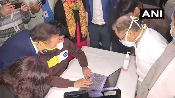 Safety of vaccine the prime concern,says Health Minister, visits Delhi hospital as dry run begins