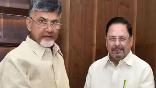 అందులో చంద్రబాబు దిట్ట..