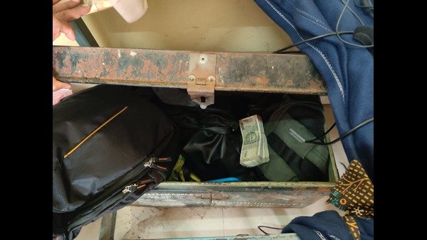 దొంగ చిక్కాడా ? పట్టుకుని పీడించారా 