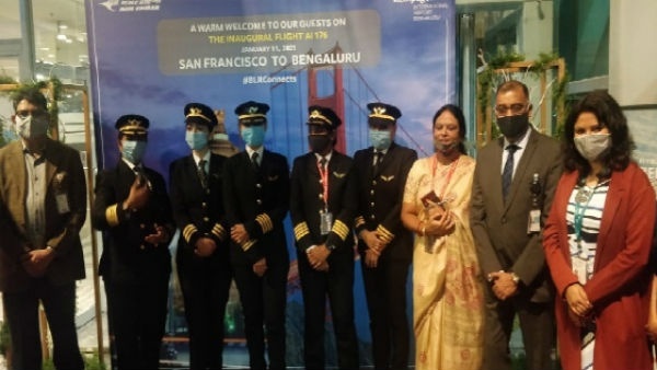 సుదూర ప్రయాణం చేసి సత్తా చాటిన మహిళా పైలట్లు .. ఒకరు తెలుగమ్మాయే 