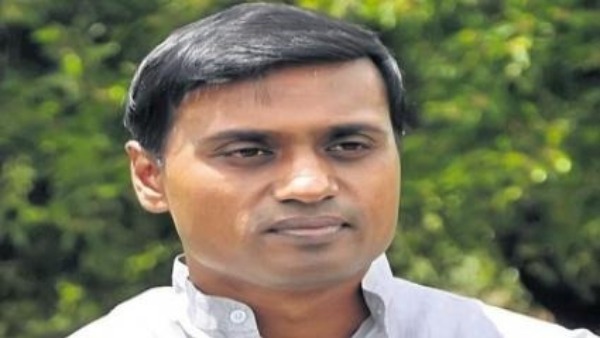 మిధున్రెడ్డి, చెవిరెడ్డికి సర్కార్ ఊరట మిధున్రెడ్డి, చెవిరెడ్డికి సర్కార్ ఊరట