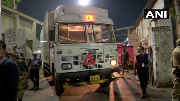 హెల్త్ వర్కర్లకు