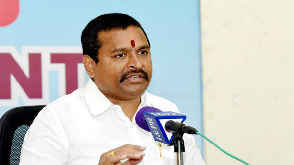 బెజవాడ ఆలయాలతో మొదలు... బెజవాడ ఆలయాలతో మొదలు...