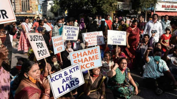 బీజేపీ కార్యకర్తల అరెస్ట్