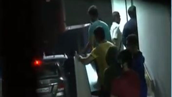 సినీ ఫక్కీలో కిడ్నాప్ సినీ ఫక్కీలో కిడ్నాప్