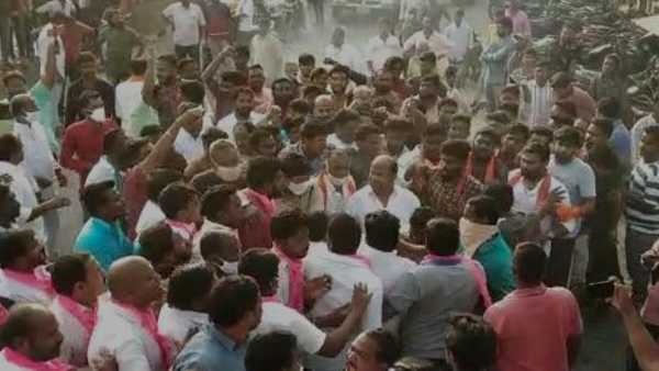 తోపులాట