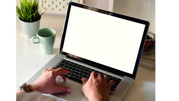 విద్యార్థుల కోసం ల్యాప్ టాప్ లు, ఇంటర్నెట్ సదుపాయం విద్యార్థుల కోసం ల్యాప్ టాప్ లు, ఇంటర్నెట్ సదుపాయం