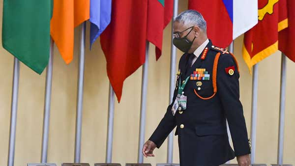 ఫ్రంట్ లైన్ ప్రాంతాలలో విస్తరణ అలాగే ఉందన్న ఆర్మీ చీఫ్