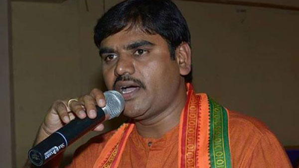 కమ్యూనిస్టులు.. కమ్యూనిష్టులు..