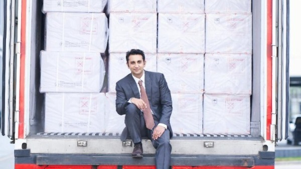 భావోద్వేగానికి గురైన సీరం ఇన్స్టిట్యూట్ ఆఫ్ ఇండియా సిఇఒ అదార్ పూనవాల్లా 