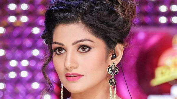 సినిమా తెచ్చిన తంటాలు ?