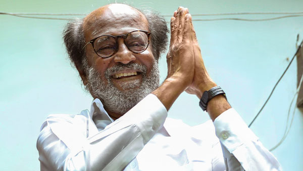 దిష్టిబొమ్మలు తగలబెడుతున్న ఫ్యాన్స్..