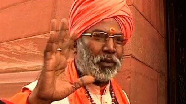  ఓవైసీని దేవుడు ఆశీర్వదించాలన్న సాక్షి మహరాజ్‌