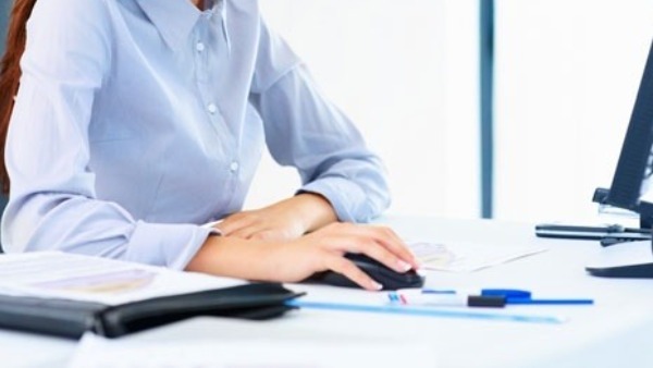 వెట్టే అమోస్... విమెన్ గెస్ట్...