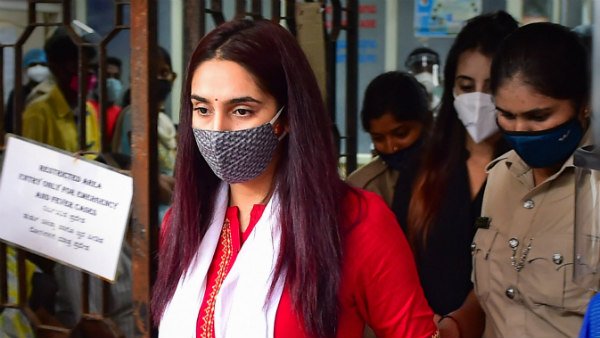  మూడు నెలల ముందు సీన్ రివర్స్