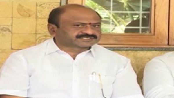 పనికి మాలిన వాళ్లకు ఉద్యోగాలు