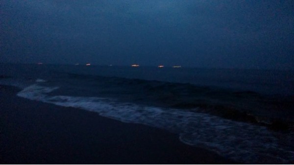 మెరీనా బీచ్‌లో ముగ్గురు గల్లంతు.. ఒకరు మృతి