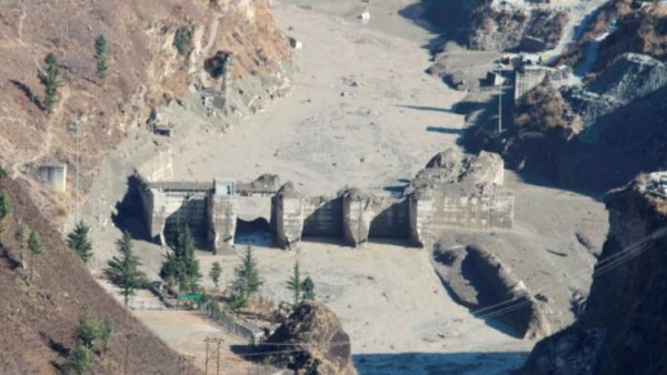 27 మందిని కాపాడిన సహాయక బృందాలు