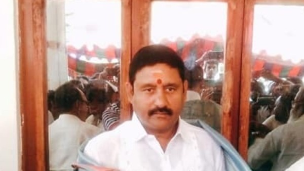 బొత్సా సోదరుడు టీడీపీతో కలిసి ఏకగ్రీవాలను అడ్డుకుంటున్నారన్న ఎమ్మెల్యే బొత్సా సోదరుడు టీడీపీతో కలిసి ఏకగ్రీవాలను అడ్డుకుంటున్నారన్న ఎమ్మెల్యే