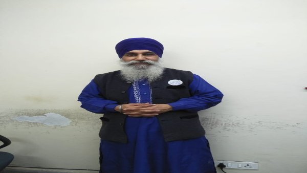 ఎర్రకోట వద్ద ఏం జరిగిందో విచారణ .. సంఘటనా స్థలానికి నటుడు దీప్ సిద్ధు, ఇక్బాల్ సింగ్ 