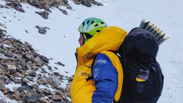 ఫేక్ ఎవరెస్ట్ యాత్ర తెలియదన్న భారత్ ఫేక్ ఎవరెస్ట్ యాత్ర తెలియదన్న భారత్