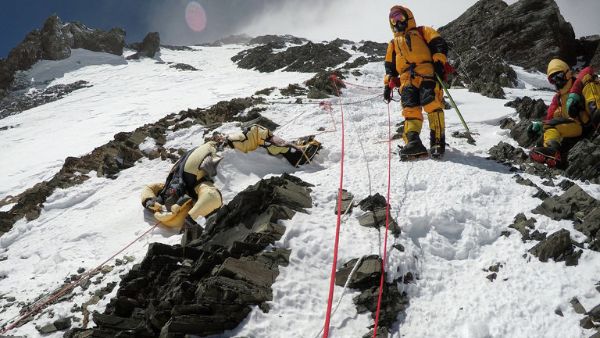 2016లో ఎవరెస్ట్ యాత్ర 2016లో ఎవరెస్ట్ యాత్ర