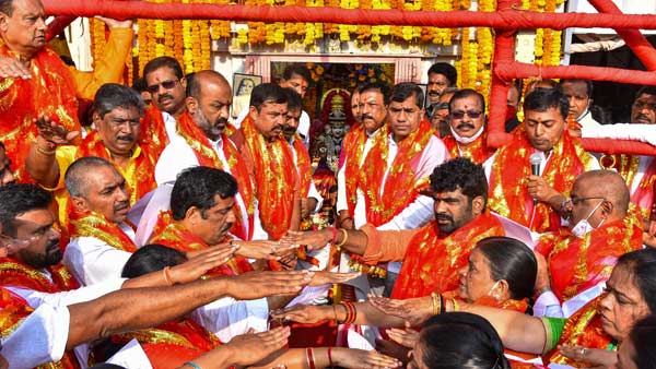 భాగ్యలక్ష్మి ఆలయం కాదిక..