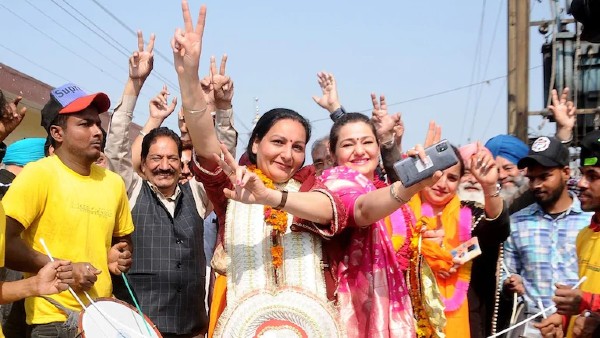 Congress sweeps Punjab civic polls Congress sweeps Punjab civic polls