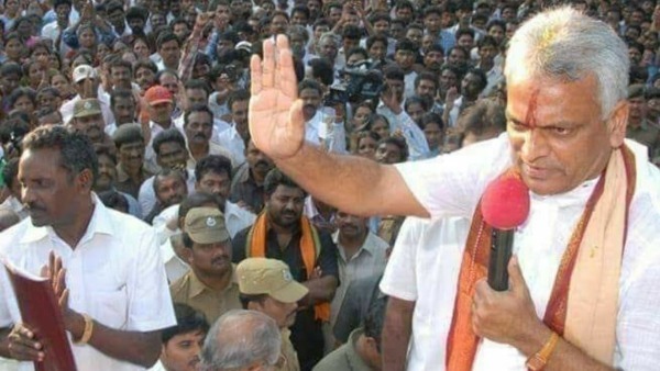 ఎన్నికల వేళ మారుతున్న పుదుచ్చేరి రాజకీయం ఎన్నికల వేళ మారుతున్న పుదుచ్చేరి రాజకీయం