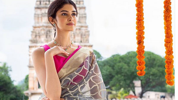 Telangana beauty Manasa Varanasi bags Femina Miss India World 2020 title