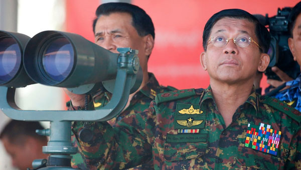 జనంపై సైన్యం ఉక్కుపాదం జనంపై సైన్యం ఉక్కుపాదం