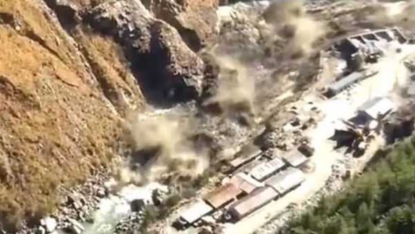 Uttarakhand Flash flood live updates:100 to 150 casualities feared in flash flood Uttarakhand Flash flood live updates:100 to 150 casualities feared in flash flood