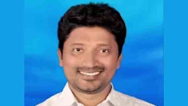  వాహనం సమకూర్చింది ఎవరంటే..