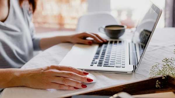 మోనికా వర్క్ ఫ్రమ్ హోమ్