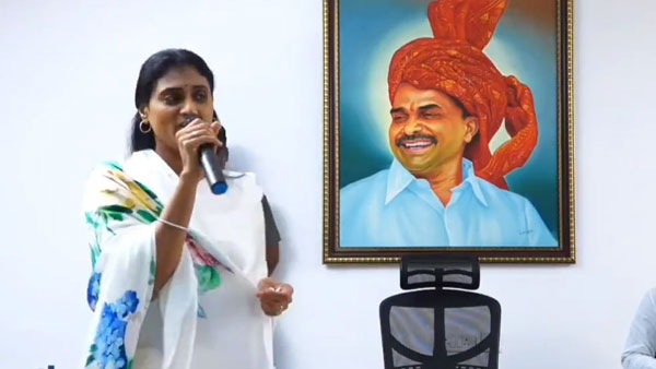 సలహాదారులుగా వైఎస్ ఇష్టులు..