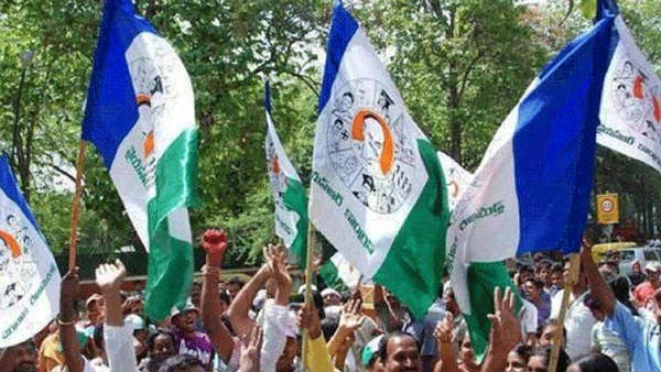  కేంద్రంలోని బీజేపీపై ఏపీ బీజేపీ , జనసేనలు ఒత్తిడి తీసుకురావాలంటున్న వైసీపీ