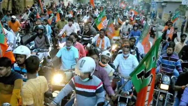 Assembly polls: EC bans bike rallies 72 hours before date of voting in all poll-bound states Assembly polls: EC bans bike rallies 72 hours before date of voting in all poll-bound states