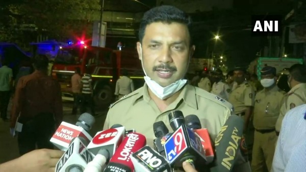 వేలకొద్దీ కేసులు..